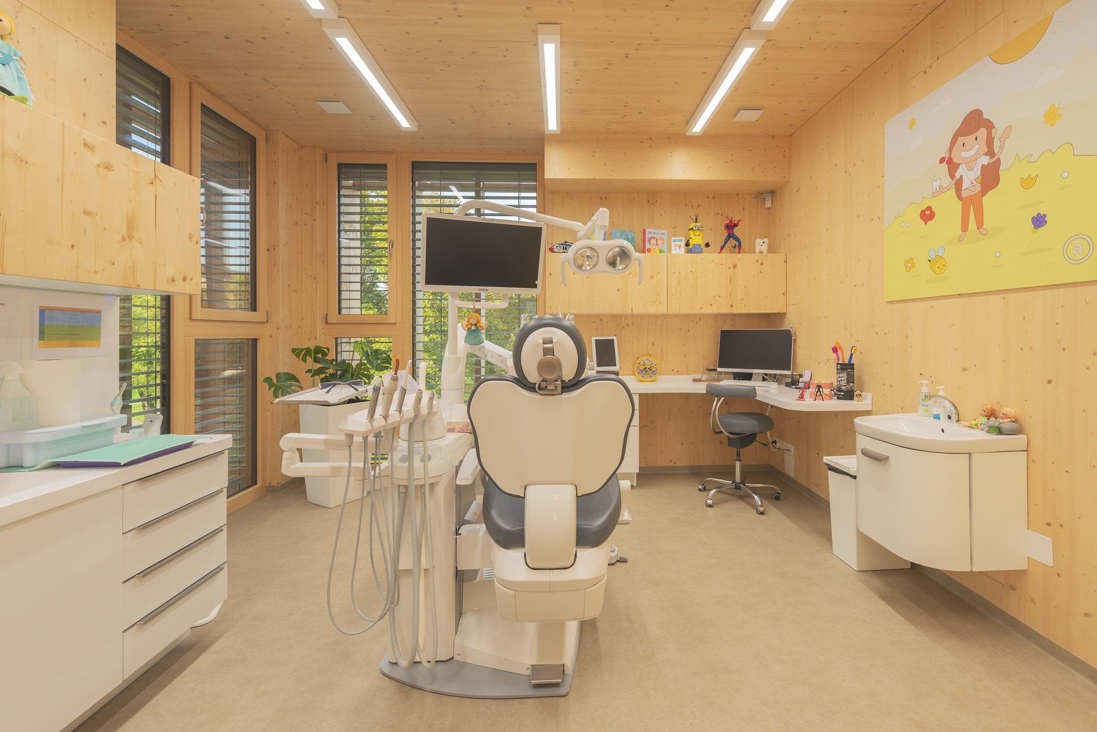 Kubis Architekti, dentálne cetrum, Hlohovec, architektúra, drevostavba, prístavba