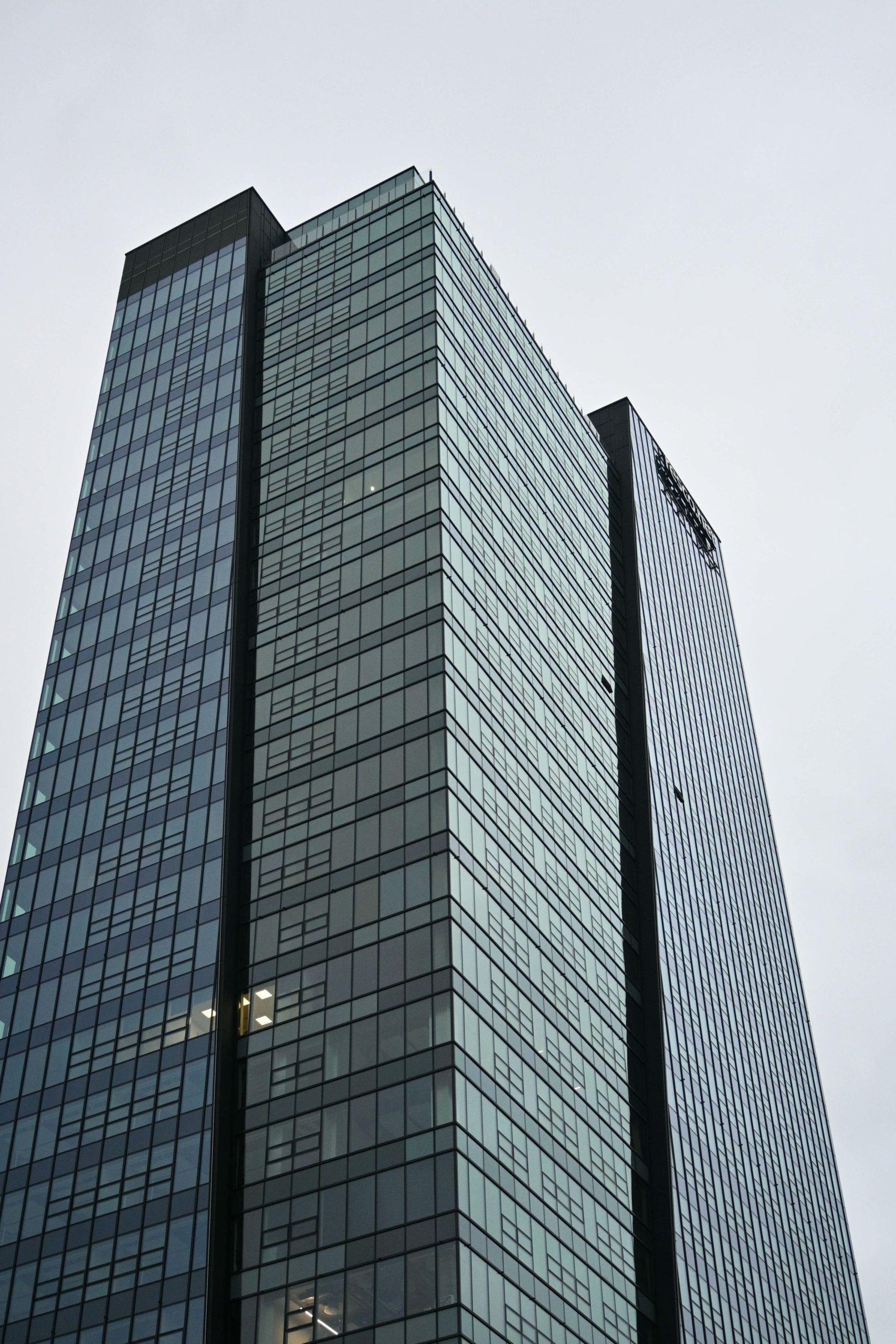 HB Reavis autobusová stanica mlynské nivy prejazdná oprava Bratislava opravár práca ulica cesta