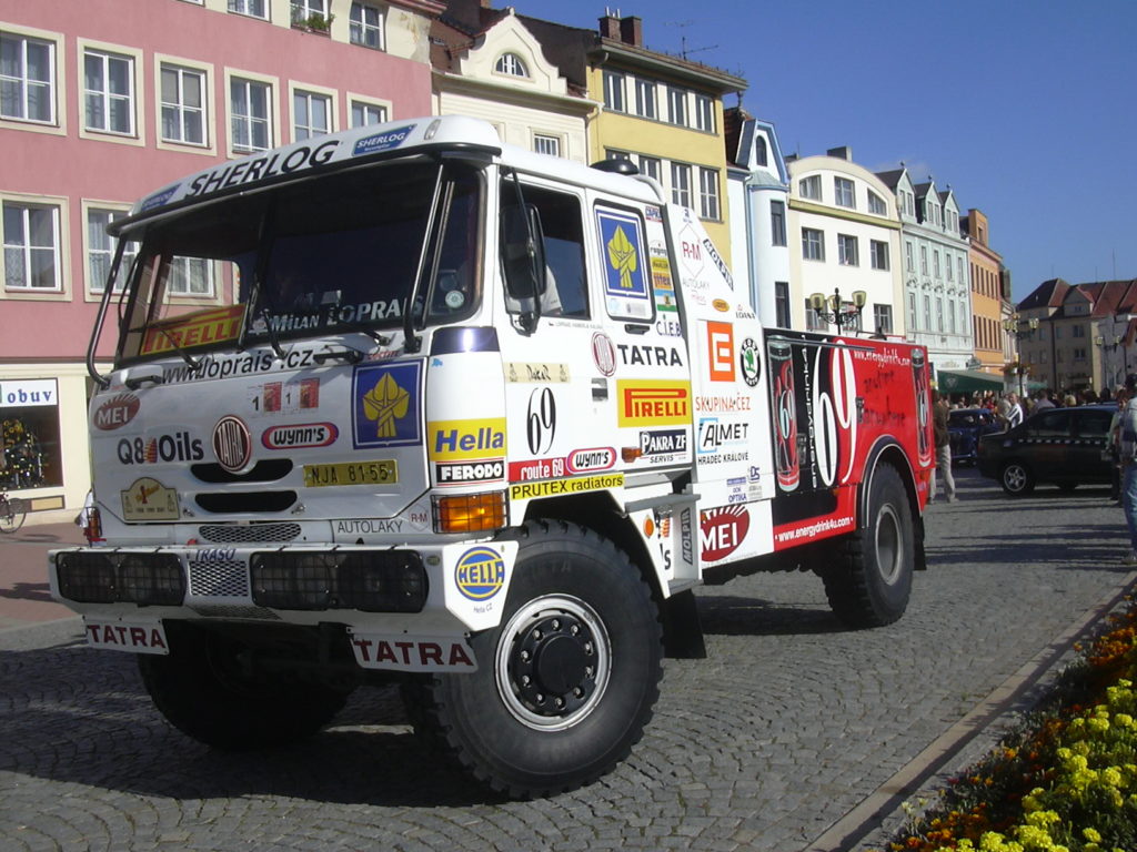 Lopraisova Tatra 815