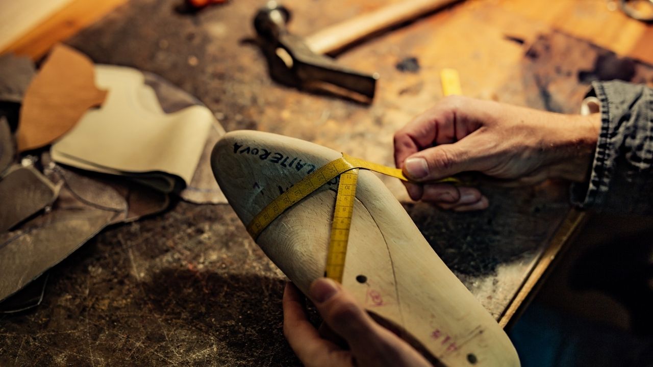 výroba obuvi kopyto