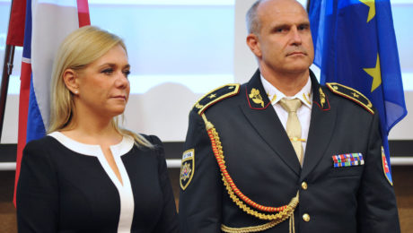 Lučanský úplatky bral,