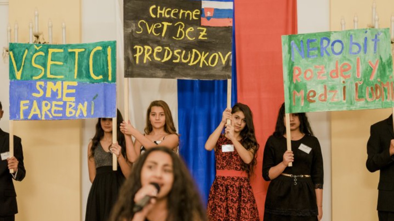 kritické myslenie dialog delegati slovensko europa