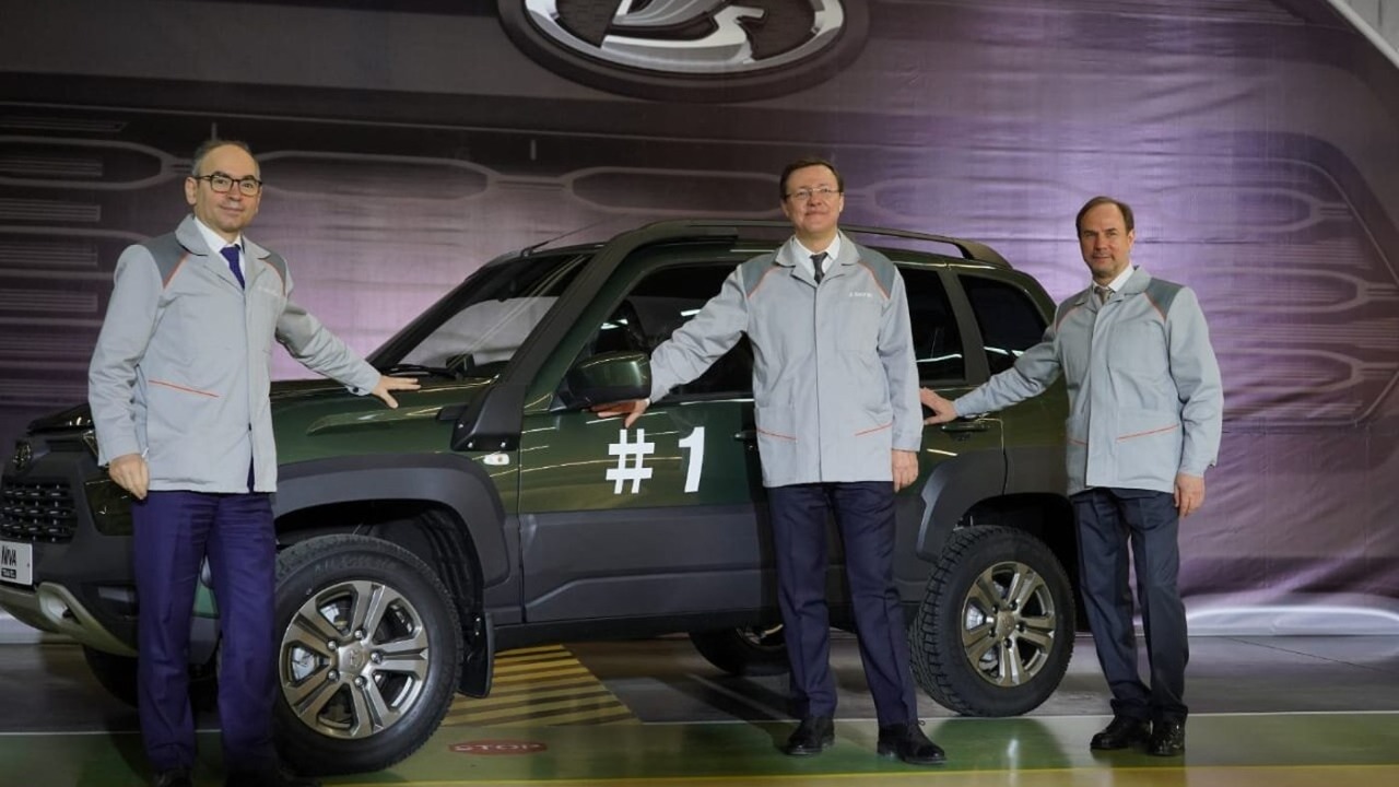 auto automobila rusko avtovaz lada