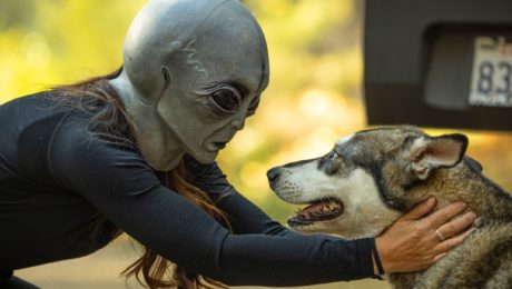 Mimozemšťania existujú, tvrdí