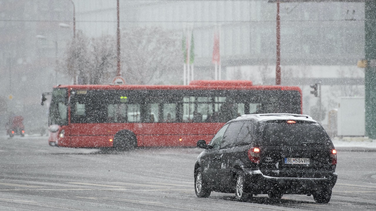 bratislava sneh sneženie kalamita