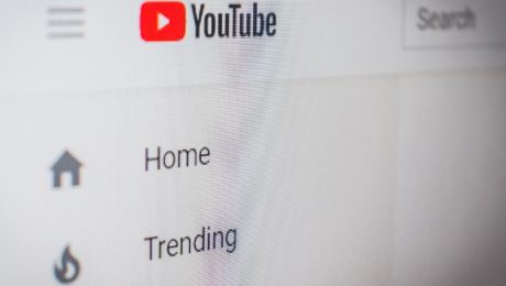 Za druhým najsledovanejším