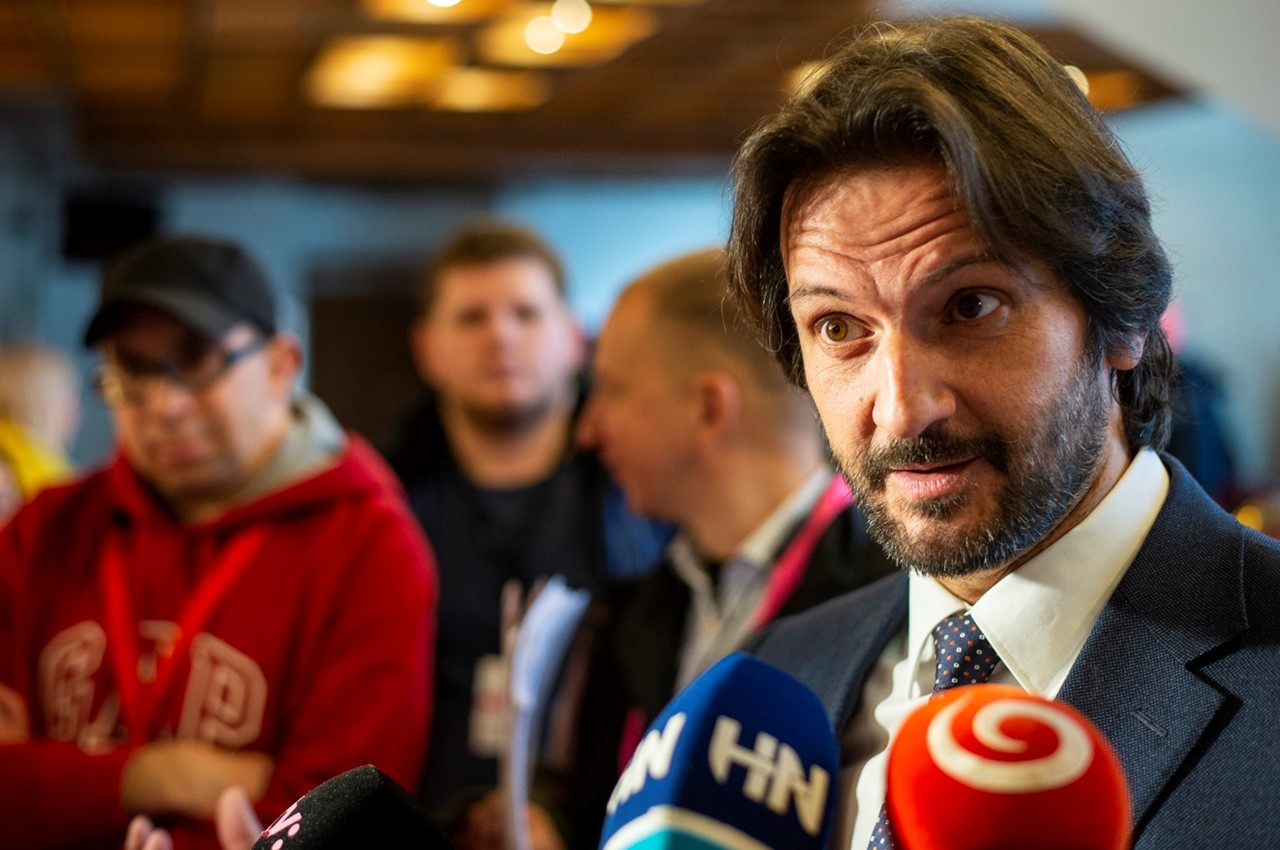 Robert kaliňák a médiá