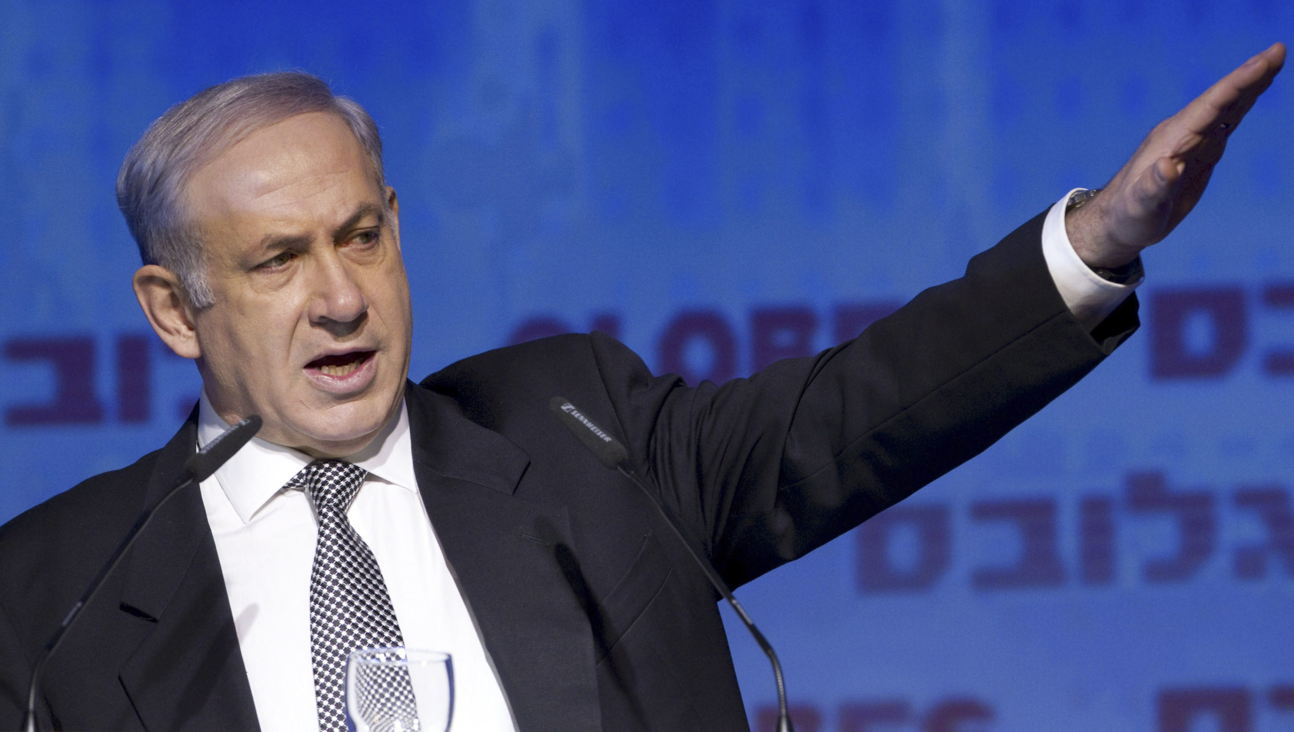 20101213_103142_JRL104