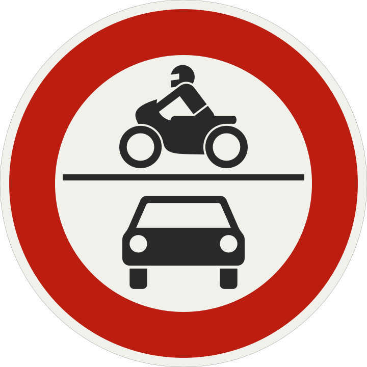 720px-232_Zákaz_premávky_pre_všetky_motorové_vozidlá_(vrátane_motocyklov_bez_postranného_vozíka).svg