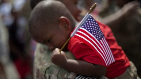 KOMENTÁR: Amerika opustila