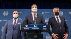 Slovensko vyhostilo troch