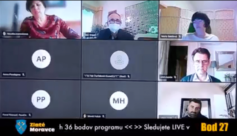 Snímka obrazovky 2021-04-15 o 22.46.13