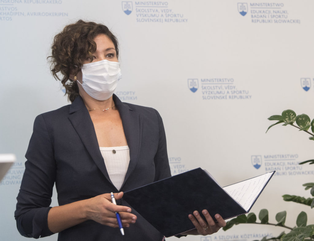 Lucia Ďuriš Nicholsonová