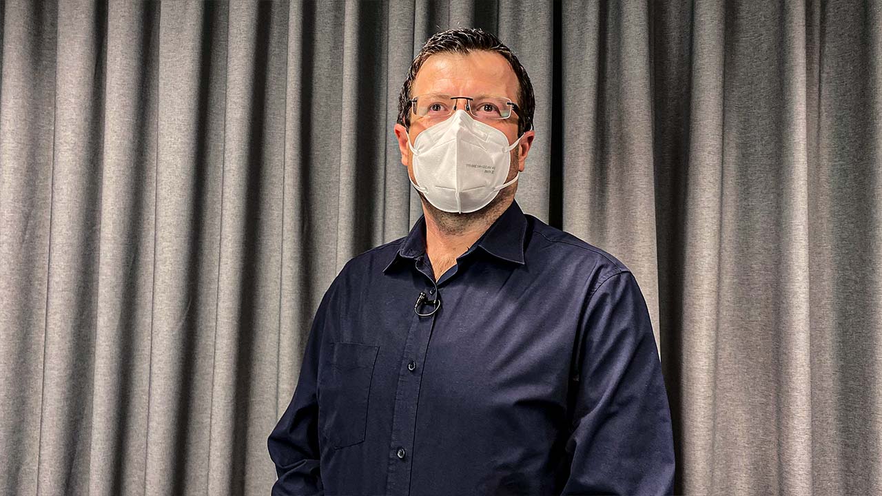 smolka thumb no text