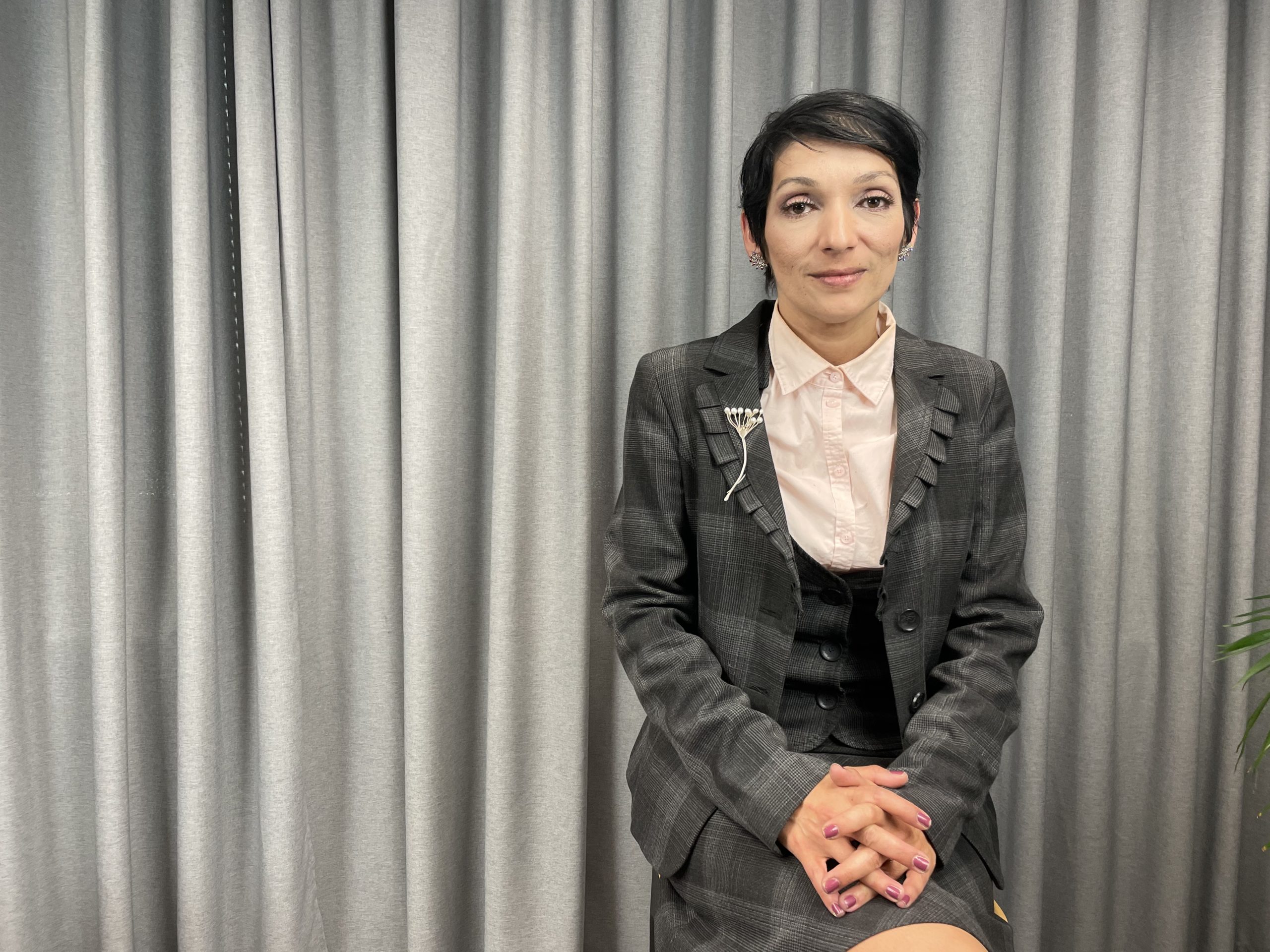 D742012E-285B-4C8F-8DA0-91F64CC73B88