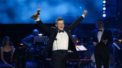 martin herman krištáľové krídlo