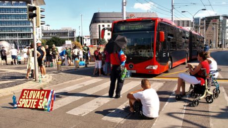 protest, bratislava, korona