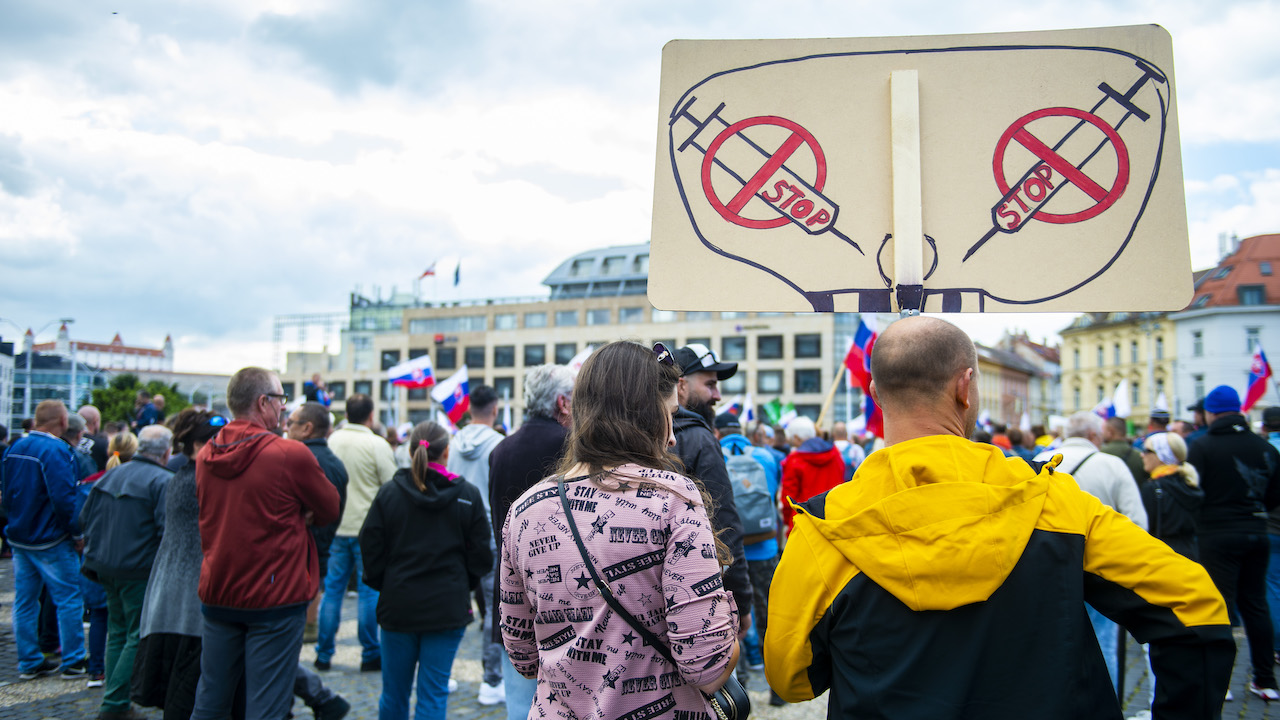 bratislava protest antivax
