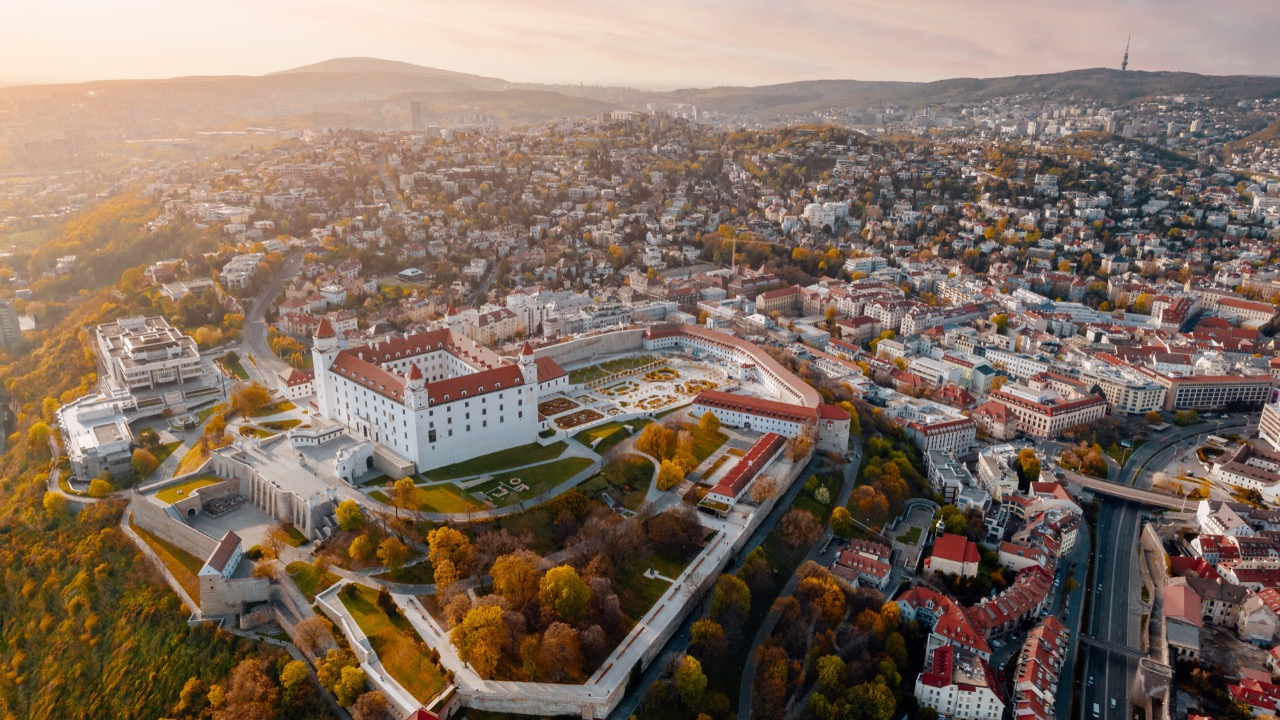 bývanie Bratislava Slovensko prieskum