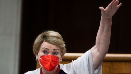 Záborská zavádza Slovákov.