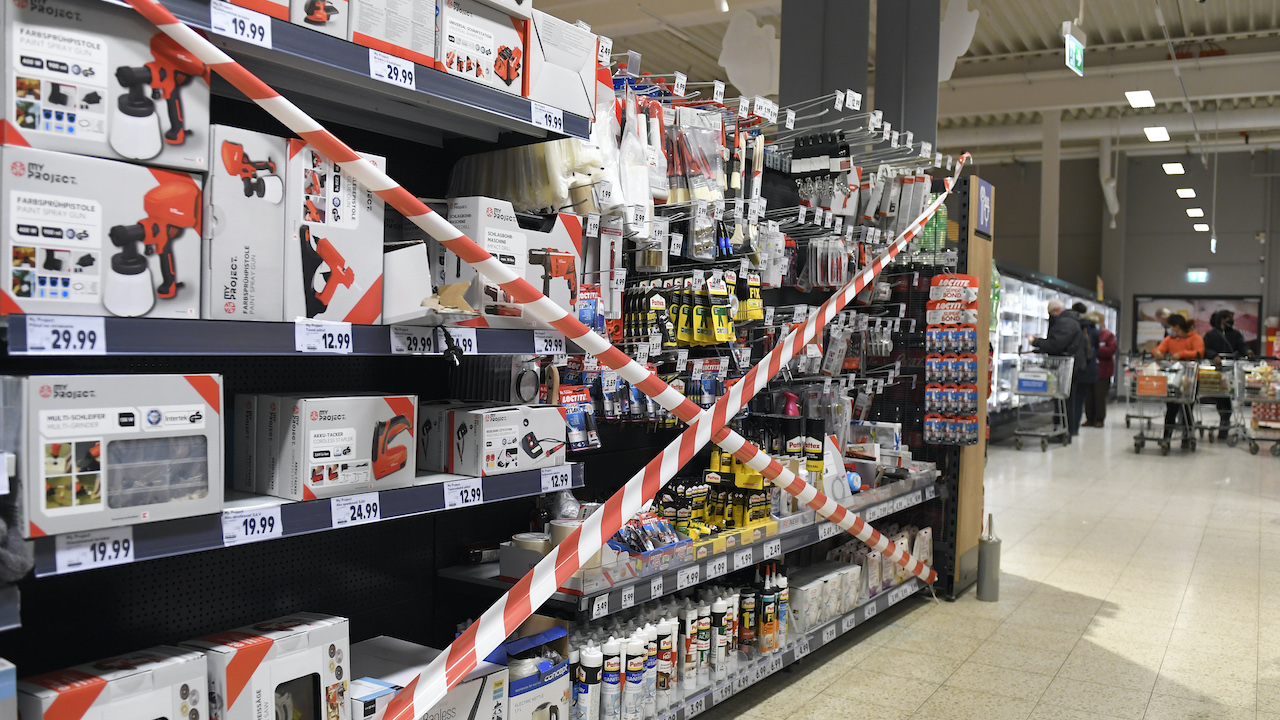 opáskované regály kaufland