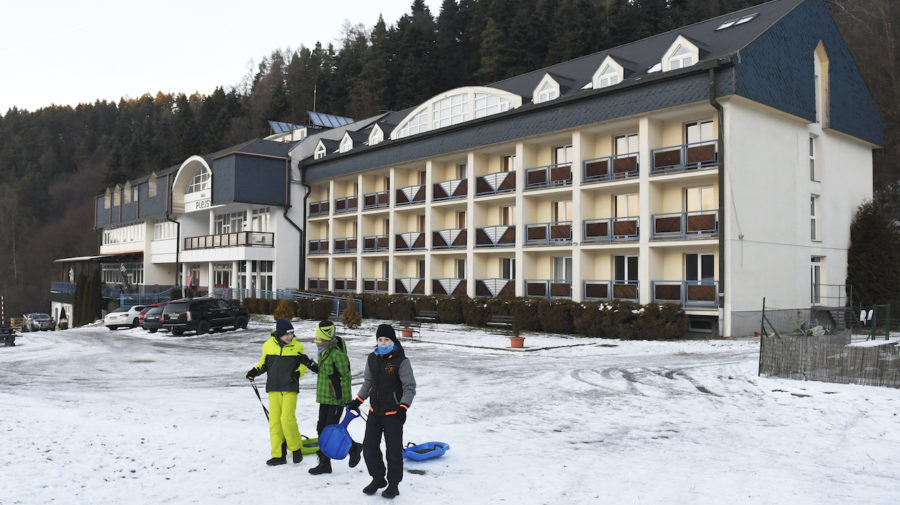 hotel plejsy zima lyžovačka dovolenka