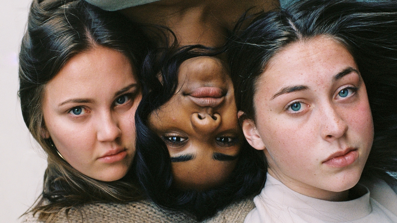 mladí ľudia multikulturalizmus