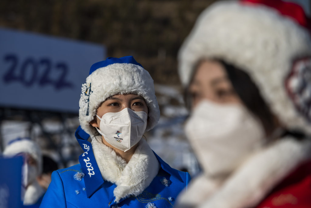 Ženy nacvičujú otvárací ceremoniál