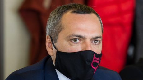 Chuguryan končí na