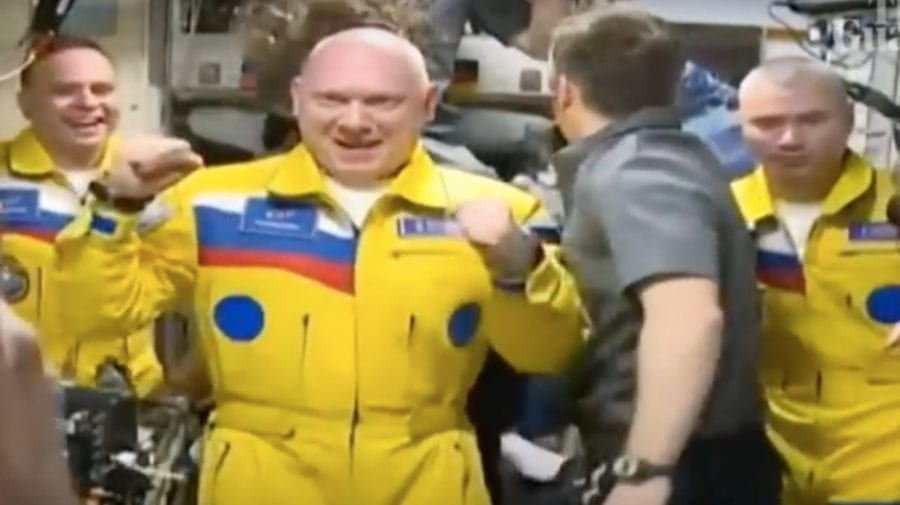 ruski astronauti ukrajinske farby