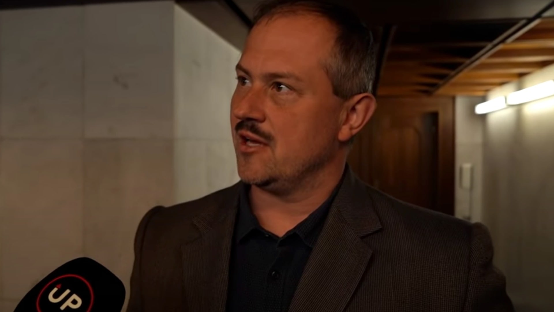 Na snímke Marian Kotleba