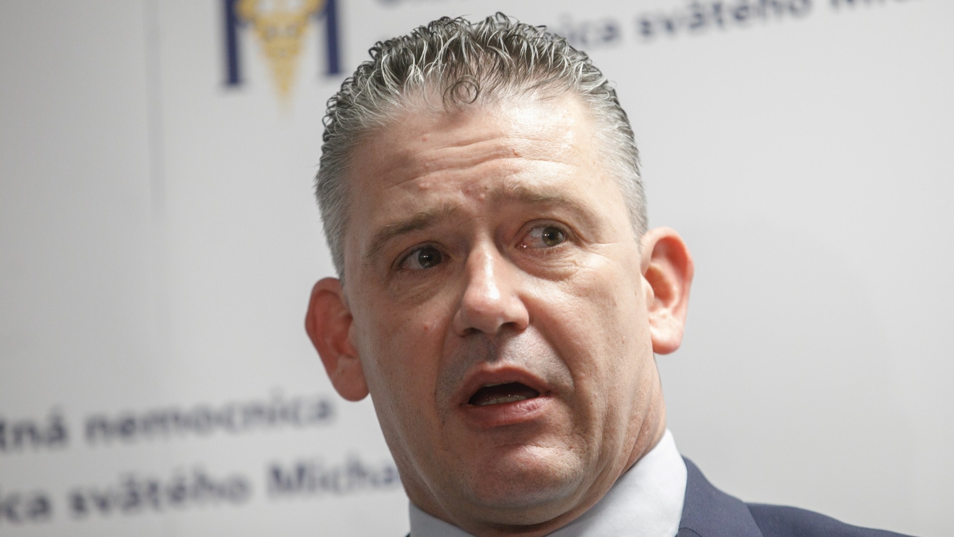 Roman Mikulec nedávno čelil odvolávaniu v NRSR.