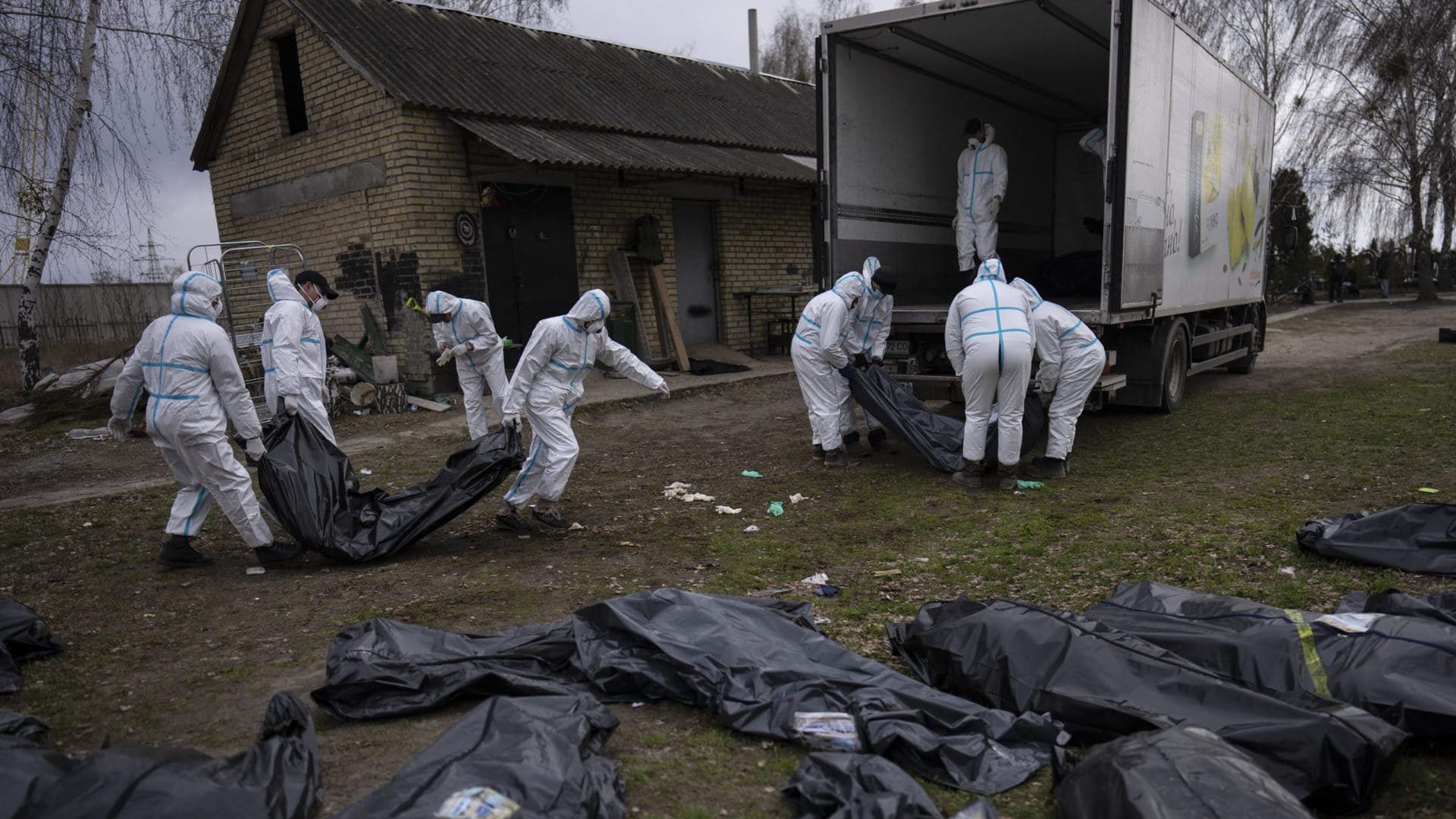 Civilné obete v mestečku Buča v Kyjevskej oblasti