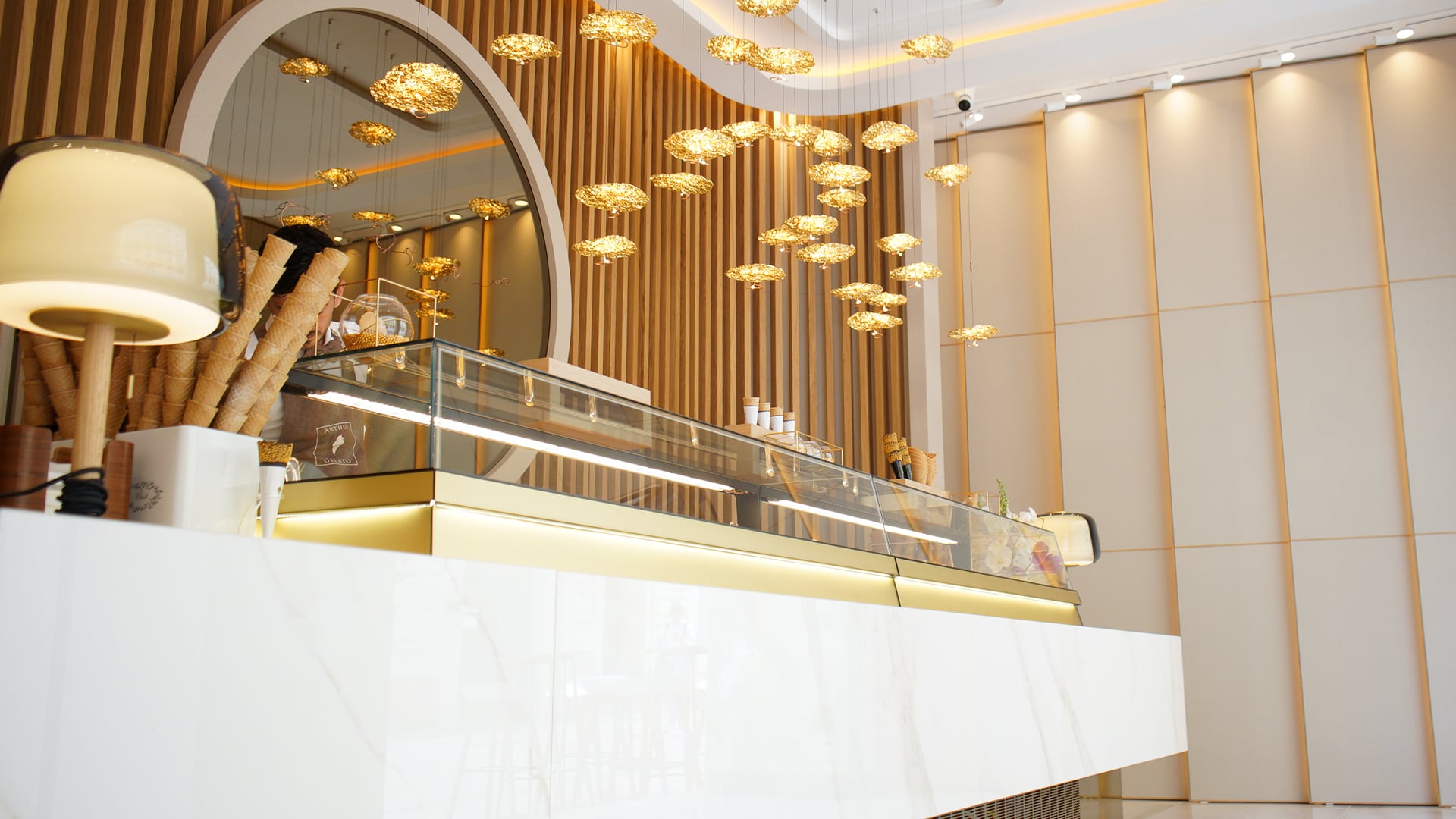 Na snímke interiér zmrzlinárne Arthur gelato.