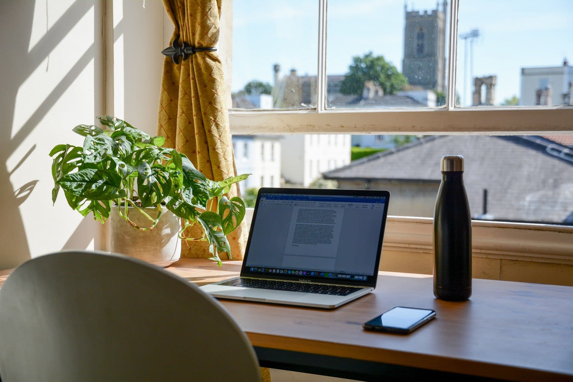 home office, hybridný spôsob práce