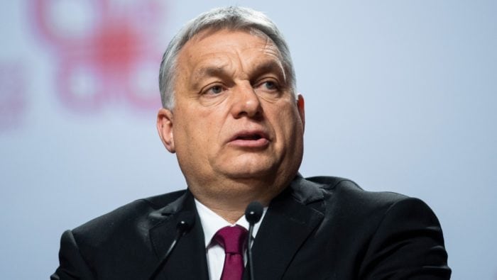 Orbán sa opustil a Západ prirovnal ku komunistickej diktatúre: Liberáli chcú zlikvidovať životný štýl Európy