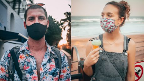 Na snímke ľudia s rúškami proti Covidu.