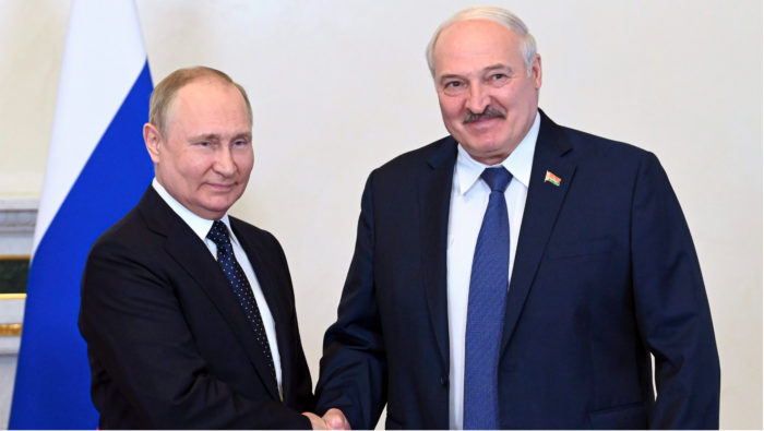 Prišiel čas na očistenie Európy, naznačil tajomne Putinov „parťák“ Lukašenko