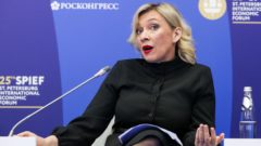 Hovorkyňa ruského ministerstva zahraničných vecí Marija Zacharovová na ekonomickom fóre v Petrohrade