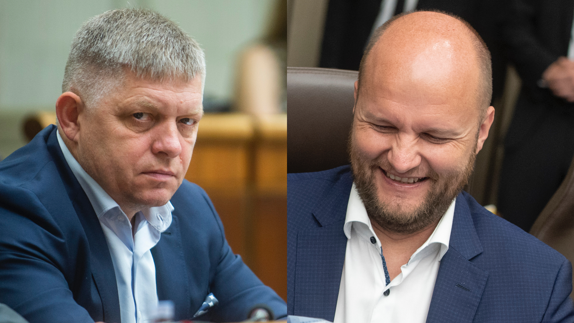 Nahnevaný a mrzutý Rober Fico zazerá. Vyškerený smejúci sa Jaroslav Naď minister obrany