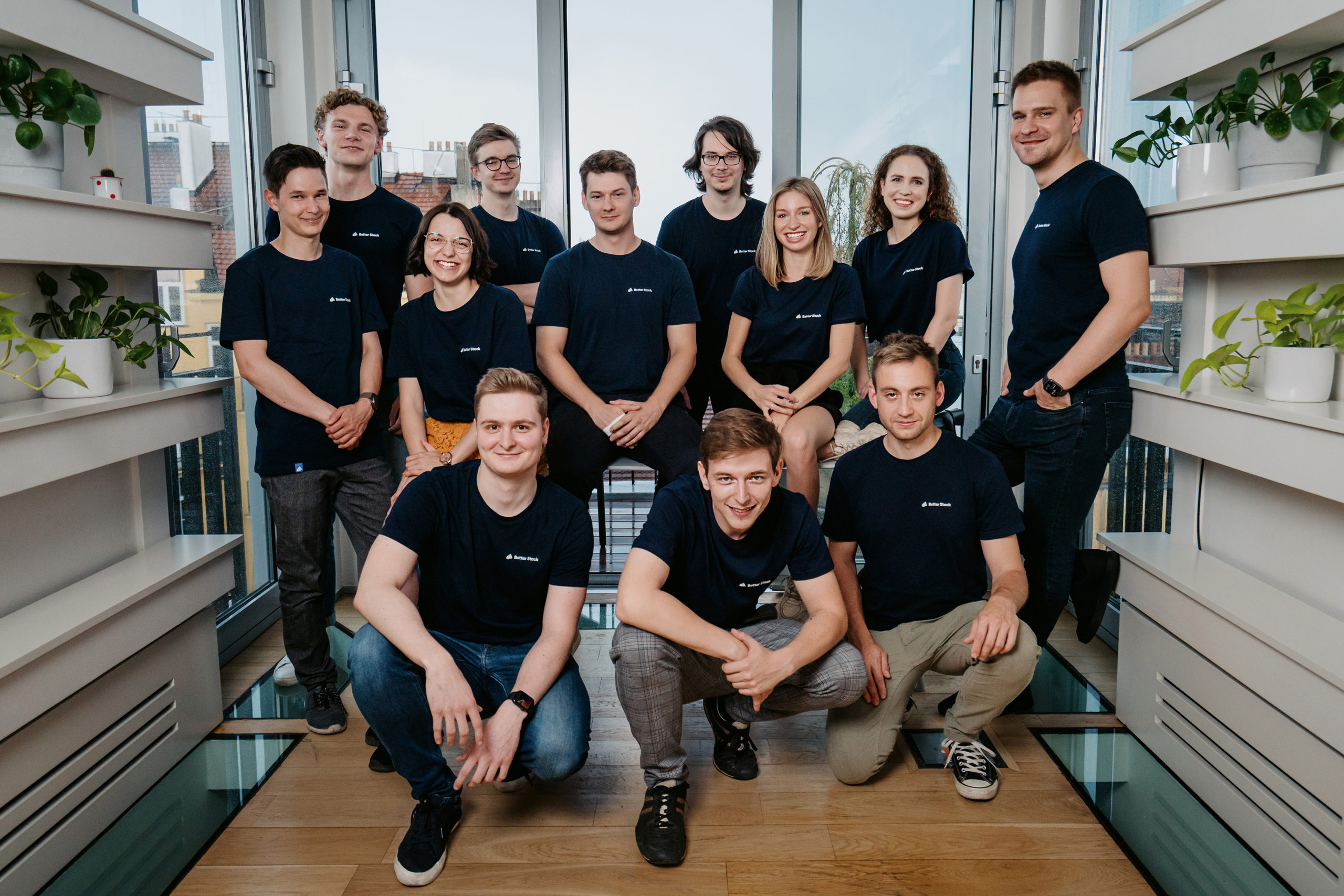 Na snímke tím Better Stack.