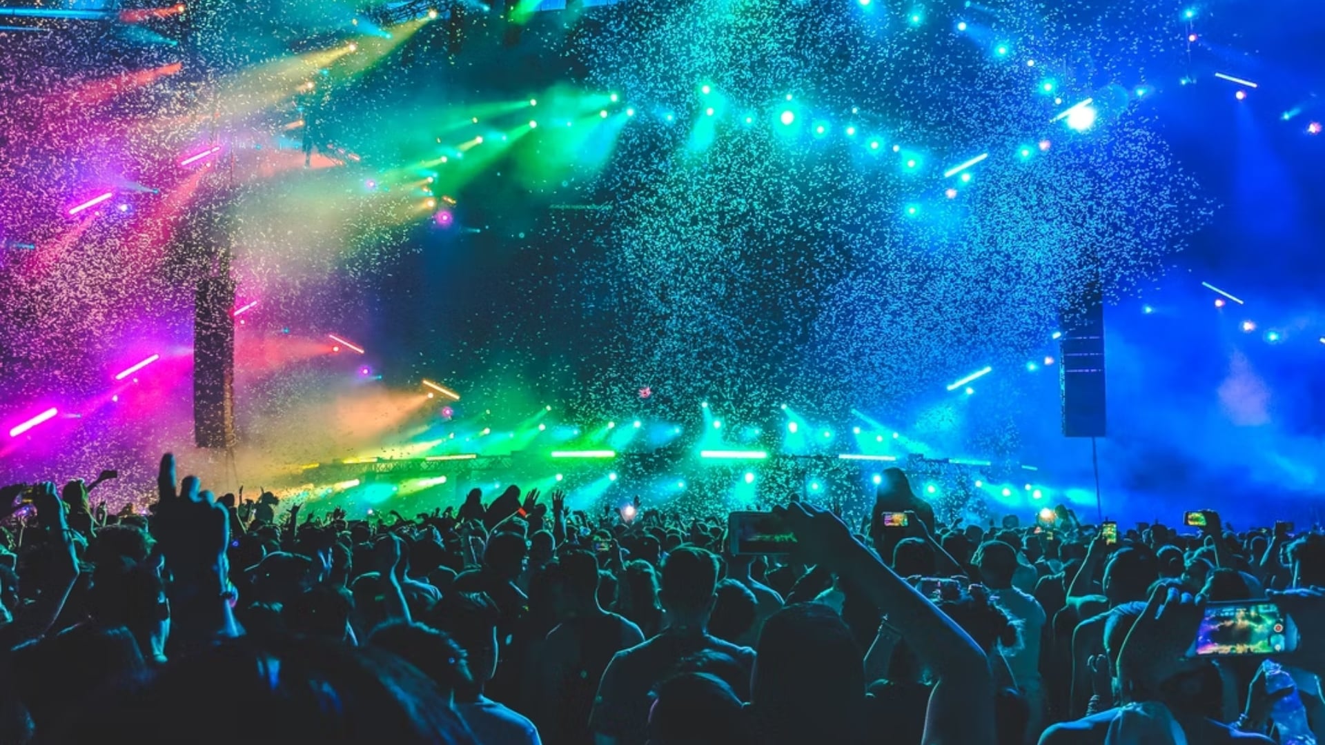 Na snímke je diskotéka.