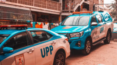 Na snímke sú zachytené autá polície Rio de Janeiro