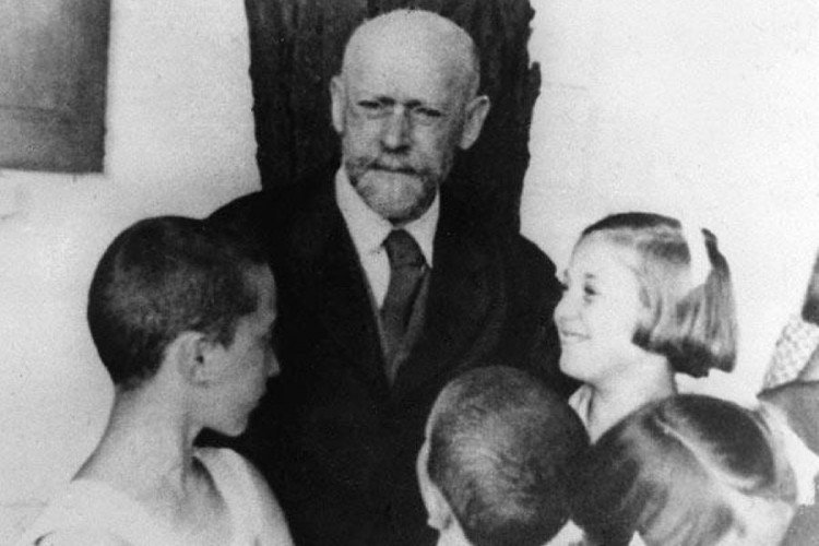 Janusz Korczak