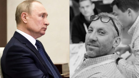 Ruský prezident Vladimir Putin hľadí na zosnulého podnikateľa a Putinovho kritika Dana Rapoporta