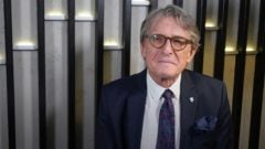 Politika Roberta Fica je pre Slovensko veľmi dobrá a správna, vyhlásil český politológ Robejšek