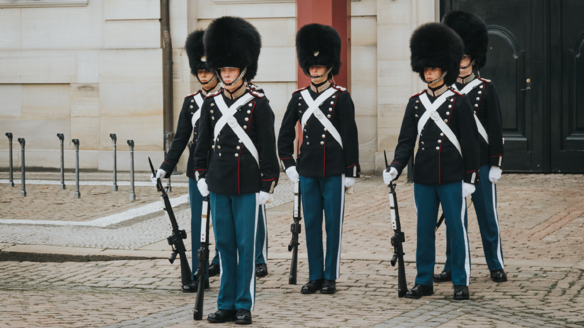 členovia čestnej stráže