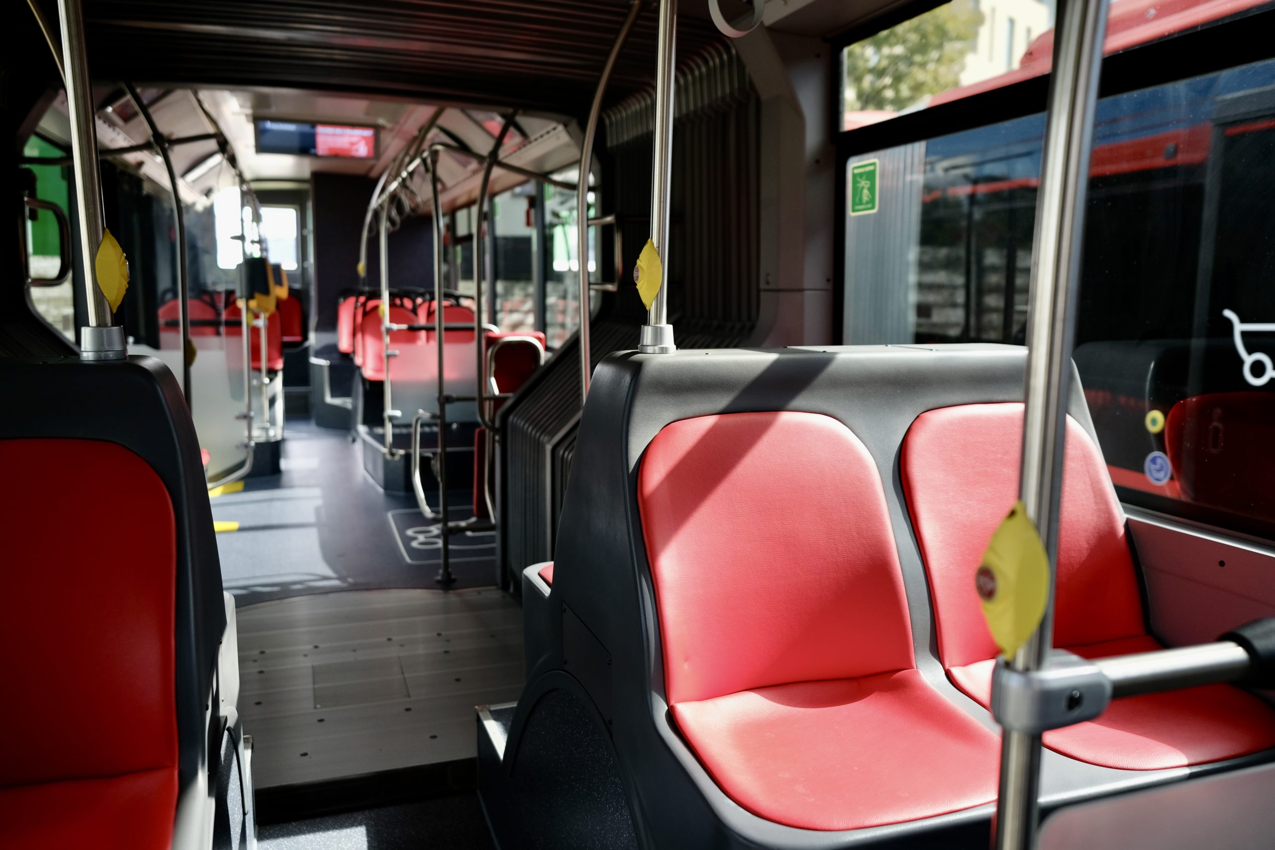 Nové autobusy v DPB