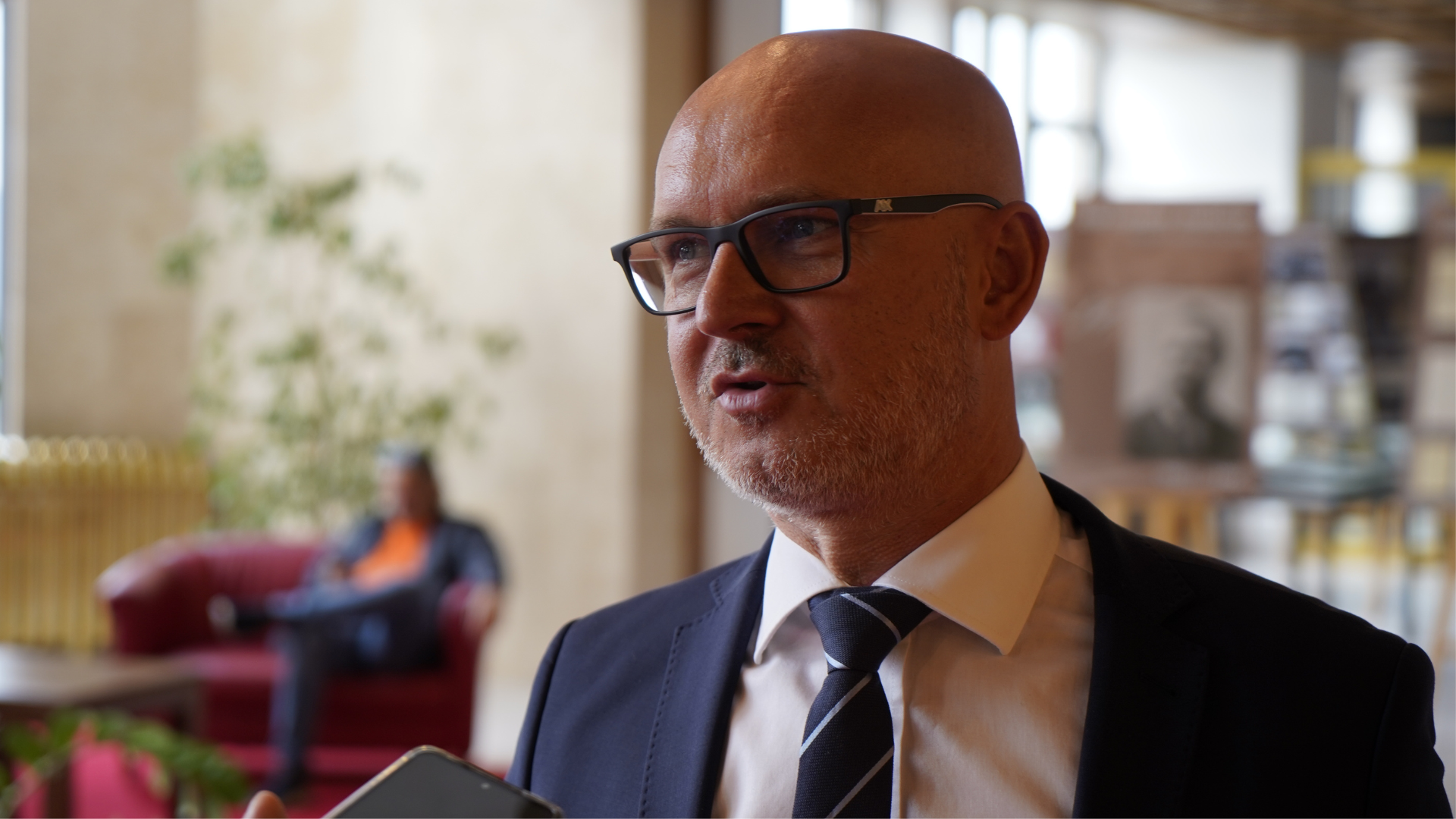 Branislav Gröhling sa rozpráva