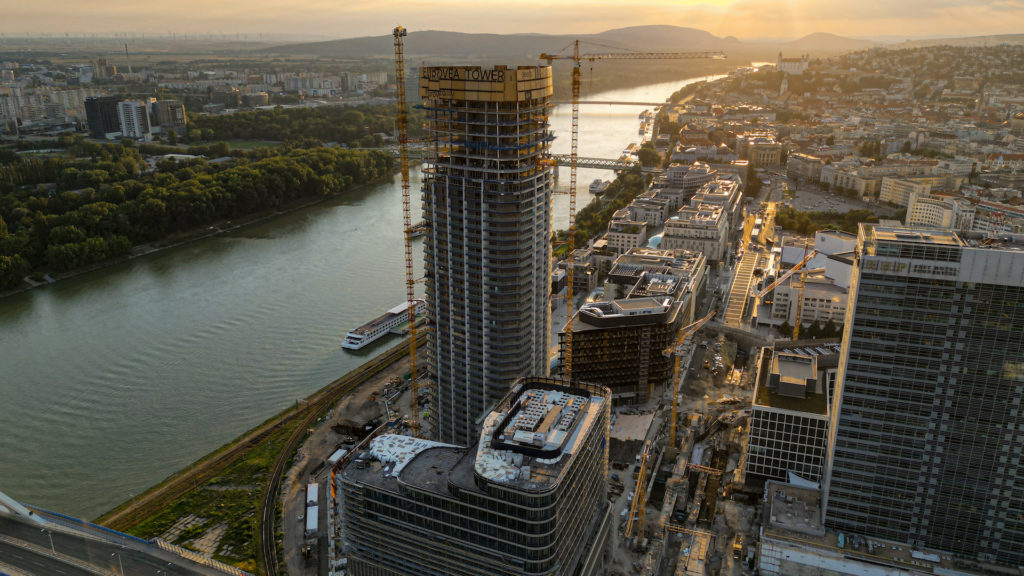 Eurovea Tower najvyššia budova na Slovensku mrakodrap
